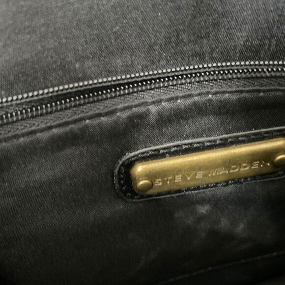 Steve Madden Purse Faux Leather Black Flap Cross Body Shoulder Bag toggle 90’s ? - Picture 10 of 14